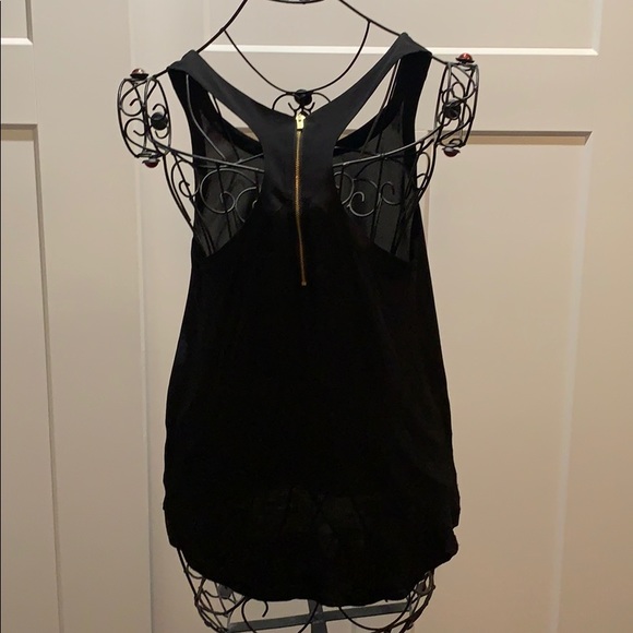 Top - Picture 2 of 2